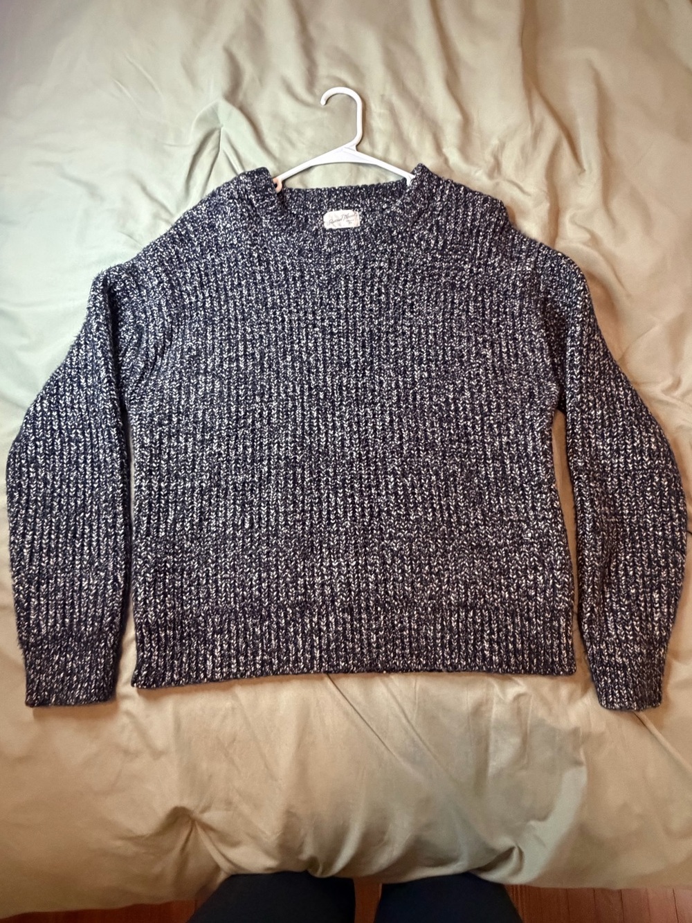 Women's Black and White Marled - Thick, Warm Crewneck Sweater Size Large